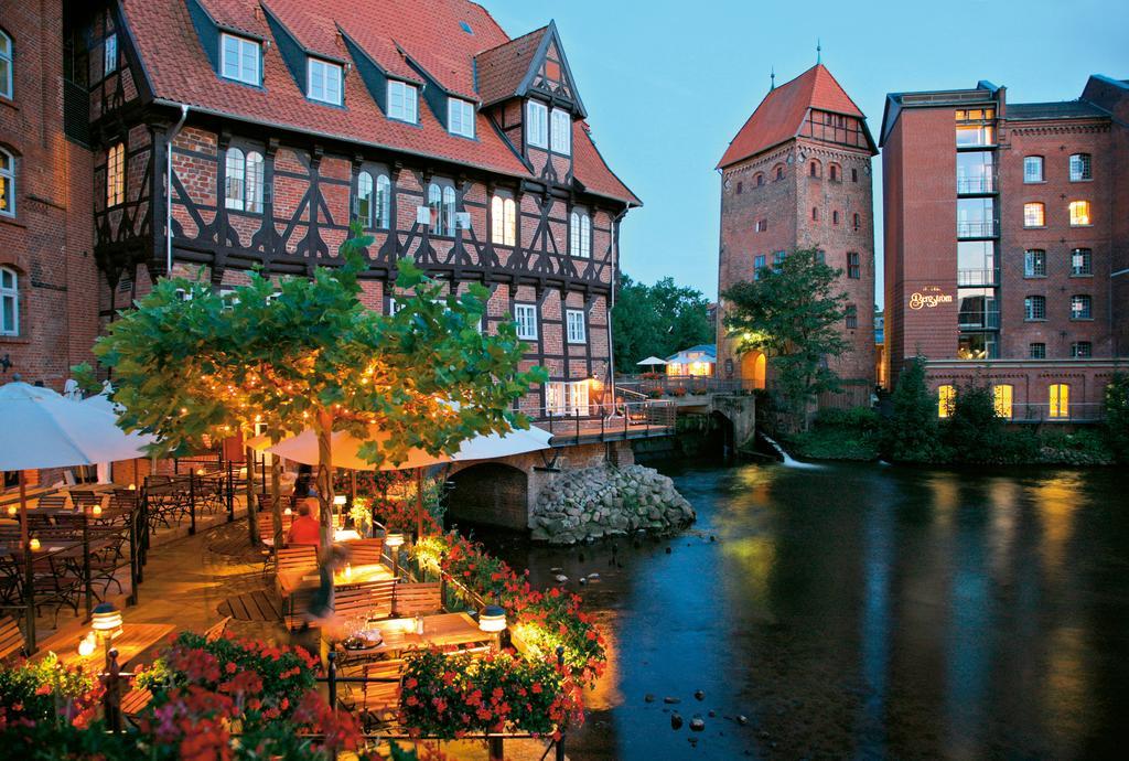 Bergstroem Hotel Lueneburg Buitenkant foto