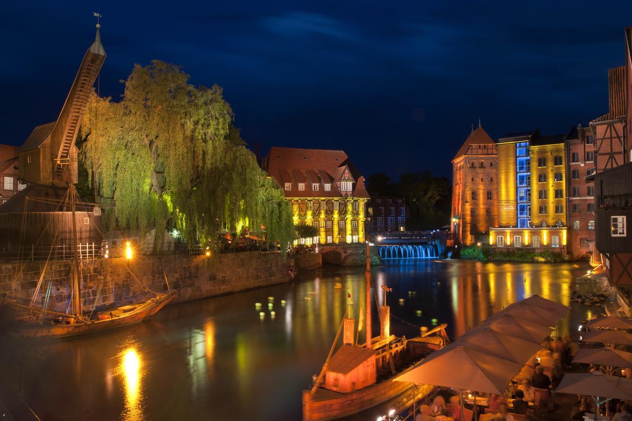 Bergstroem Hotel Lueneburg Buitenkant foto